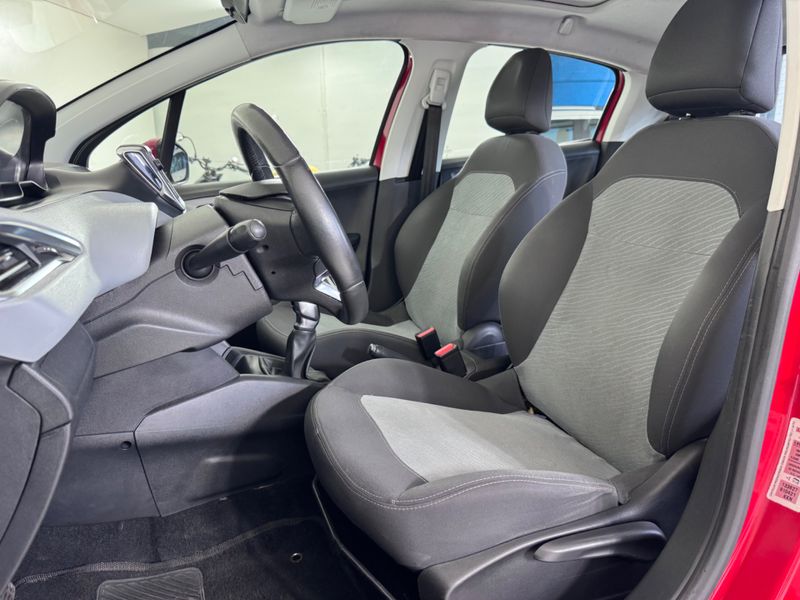 Peugeot 208 Allure 1.5 8v Mec. 2013/2014 COVEL VEICULOS ENCANTADO / Carros no Vale