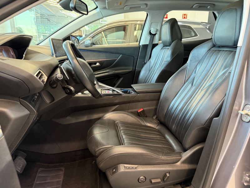 Peugeot 3008 Griffe Pack 1.6 Turbo 16v 2020/2020 COVEL VEICULOS ENCANTADO / Carros no Vale