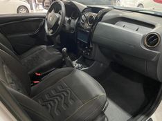 Renault Duster 1.6 Dynamique 4×2 16v 2015/2016 COVEL VEICULOS ENCANTADO / Carros no Vale