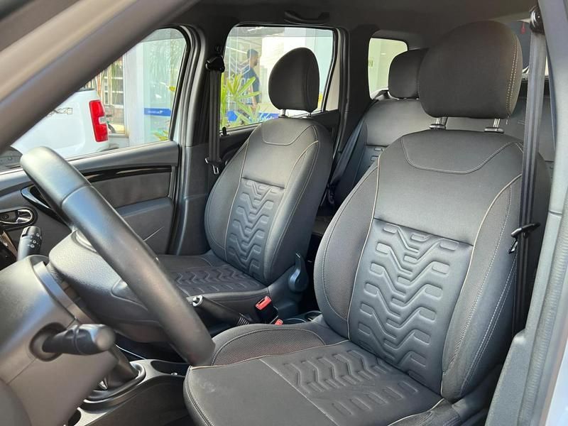 Renault Duster 1.6 Dynamique 4×2 16v 2015/2016 COVEL VEICULOS ENCANTADO / Carros no Vale