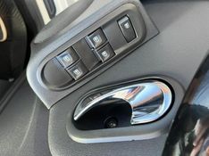 Renault Duster 1.6 Dynamique 4×2 16v 2015/2016 COVEL VEICULOS ENCANTADO / Carros no Vale