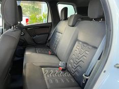 Renault Duster 1.6 Dynamique 4×2 16v 2015/2016 COVEL VEICULOS ENCANTADO / Carros no Vale