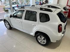 Renault Duster 1.6 Dynamique 4×2 16v 2015/2016 COVEL VEICULOS ENCANTADO / Carros no Vale