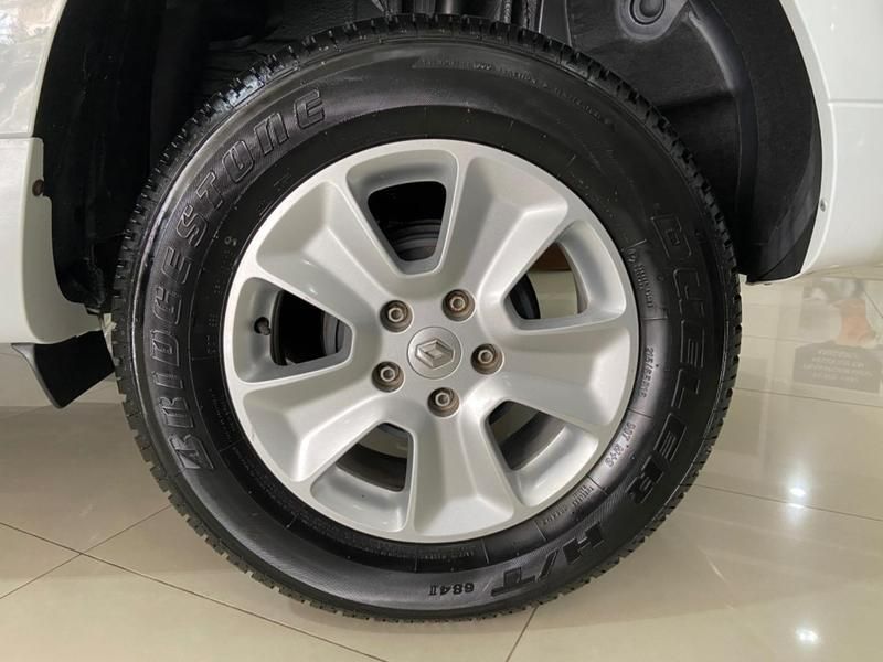 Renault Duster 1.6 Dynamique 4×2 16v 2015/2016 COVEL VEICULOS ENCANTADO / Carros no Vale