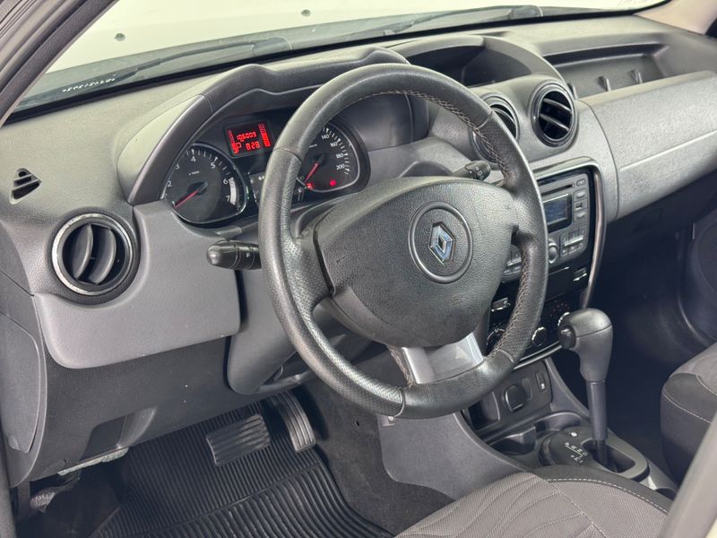 Renault Duster Dynamique 2.0 16v Hi 2012/2013 COVEL VEICULOS ENCANTADO / Carros no Vale