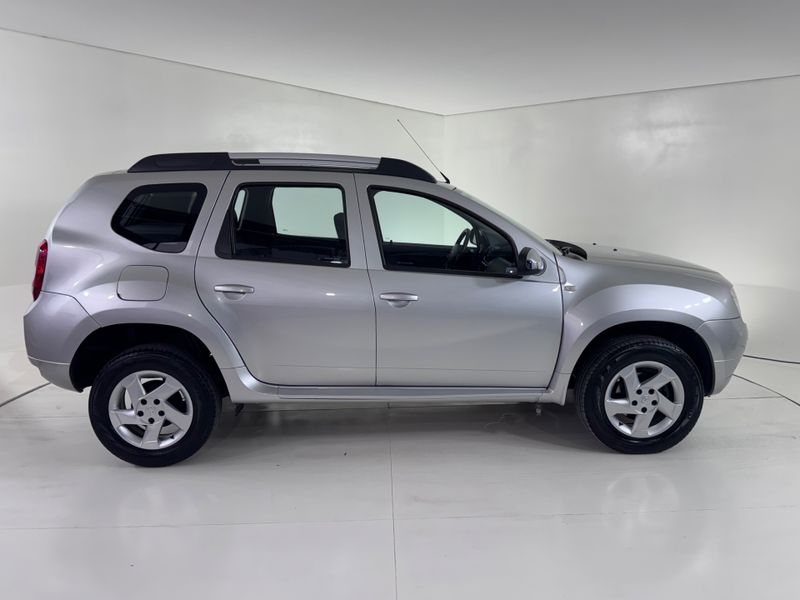 Renault Duster Dynamique 2.0 16v Hi 2012/2013 COVEL VEICULOS ENCANTADO / Carros no Vale