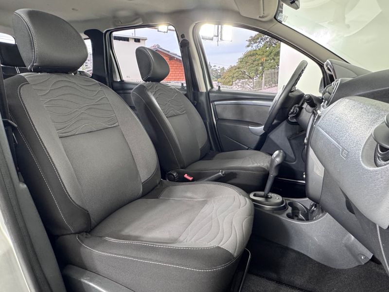 Renault Duster Dynamique 2.0 16v Hi 2012/2013 COVEL VEICULOS ENCANTADO / Carros no Vale