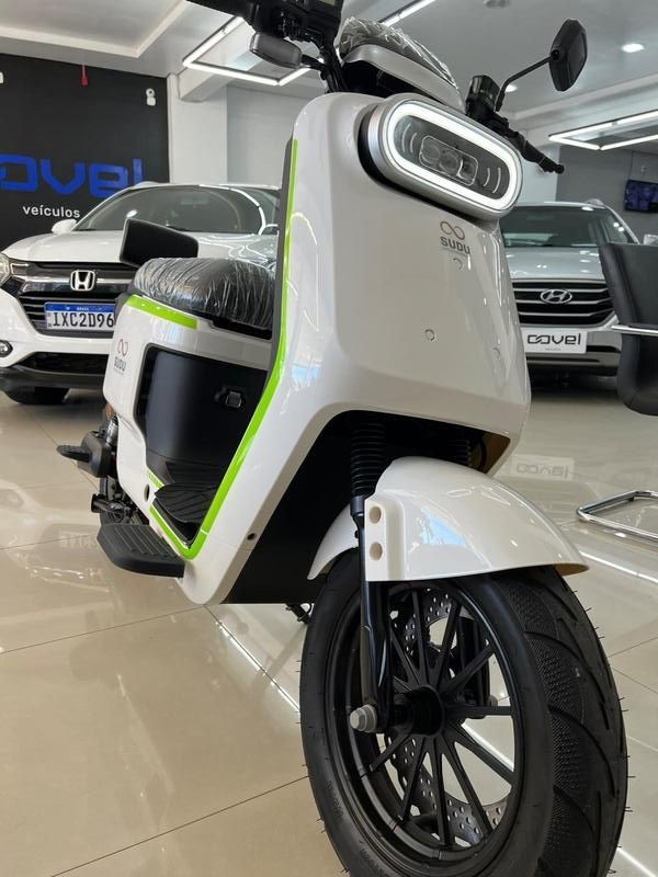 Sudu A4 1000w 2025/2025 COVEL VEICULOS ENCANTADO / Carros no Vale