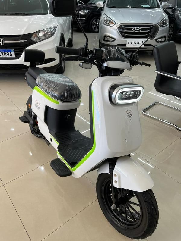 Sudu A4 1000w 2025/2025 COVEL VEICULOS ENCANTADO / Carros no Vale