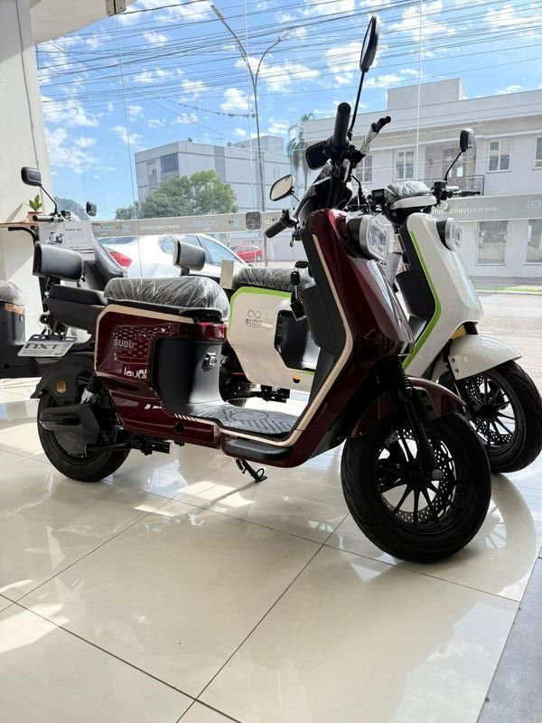 Sudu A4 1000w 2025/2025 COVEL VEICULOS ENCANTADO / Carros no Vale