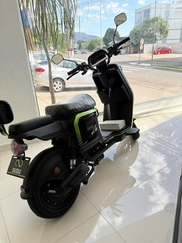 Sudu A4 1000w 2025/2025 COVEL VEICULOS ENCANTADO / Carros no Vale