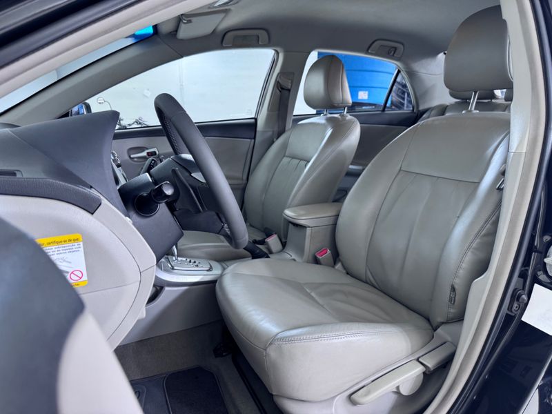 Toyota Corolla Xei20flex 2011/2012 COVEL VEICULOS ENCANTADO / Carros no Vale