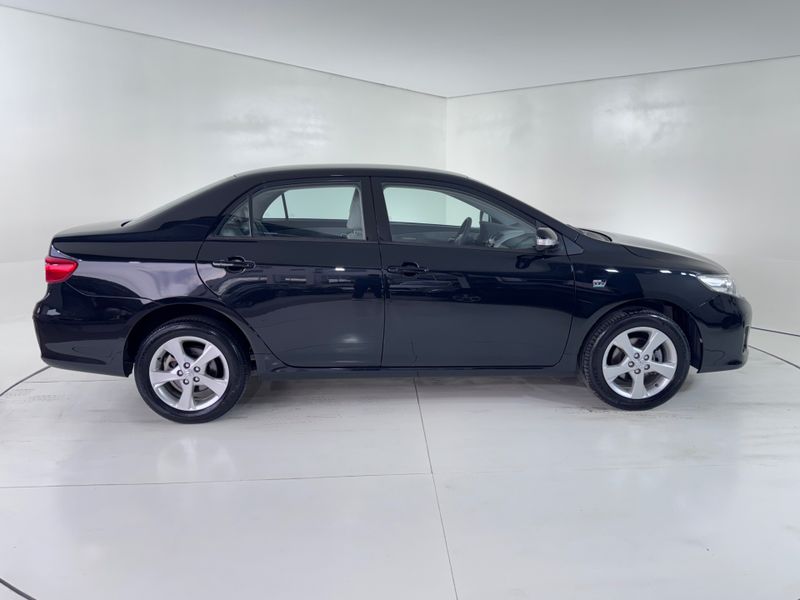 Toyota Corolla Xei20flex 2011/2012 COVEL VEICULOS ENCANTADO / Carros no Vale
