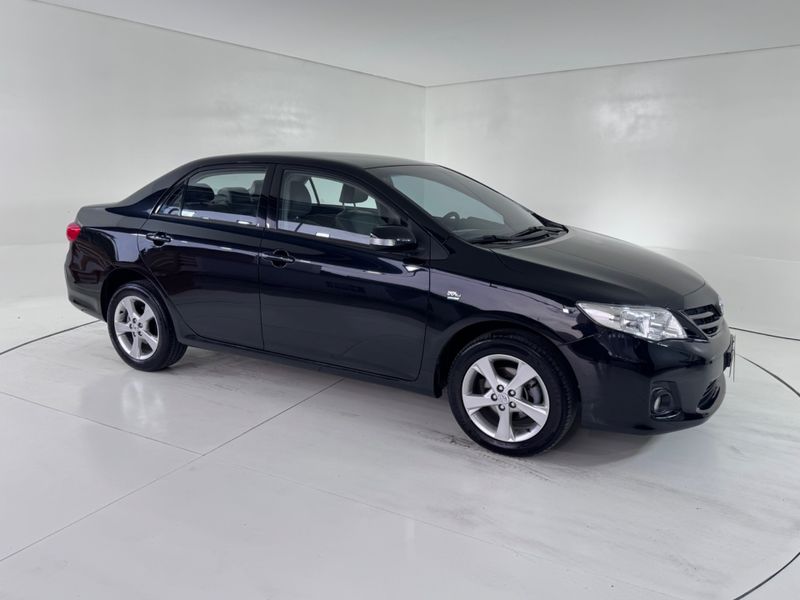 Toyota Corolla Xei20flex 2011/2012 COVEL VEICULOS ENCANTADO / Carros no Vale