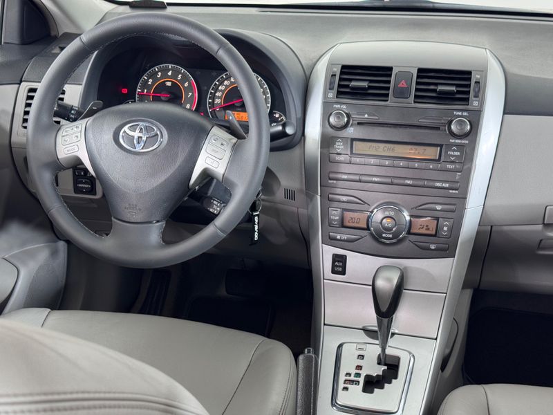 Toyota Corolla Xei20flex 2011/2012 COVEL VEICULOS ENCANTADO / Carros no Vale