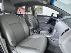 Toyota Corolla Xei20flex 2011/2012 COVEL VEICULOS ENCANTADO / Carros no Vale