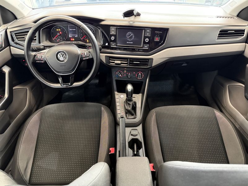 Volkswagen Virtus Comfort 200 Tsi 1.0 12v 2018/2019 COVEL VEICULOS ENCANTADO / Carros no Vale