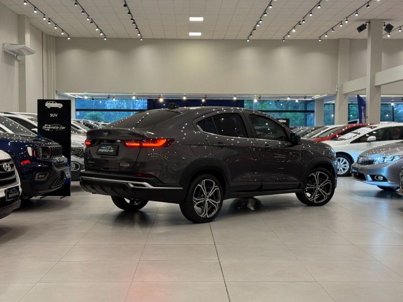 Fiat FASTBACK IMPETUS 1.0 200 TB 2023 DINAMICA-CAR VENÂNCIO AIRES / Carros no Vale