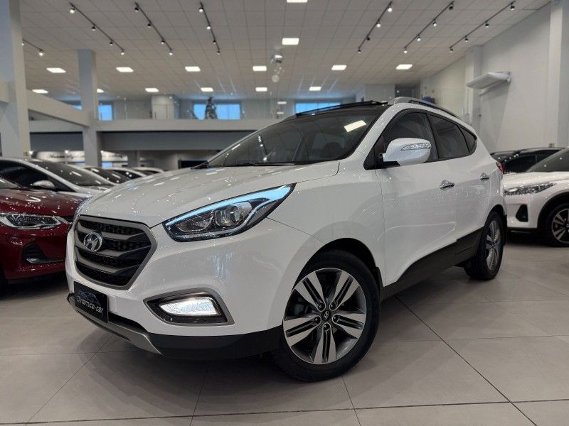 Hyundai IX35 GLS 2.0 2018 DINAMICA-CAR VENÂNCIO AIRES / Carros no Vale