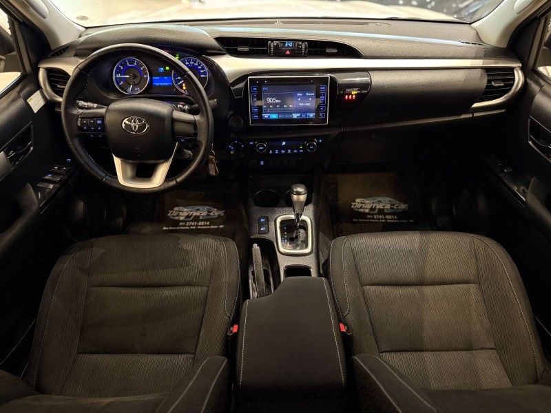 Toyota HILUX CD SR 4X4 2.8 TDI 2019 DINAMICA-CAR VENÂNCIO AIRES / Carros no Vale