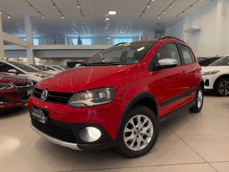 Volkswagen CROSSFOX 1.6 2014 DINAMICA-CAR VENÂNCIO AIRES / Carros no Vale