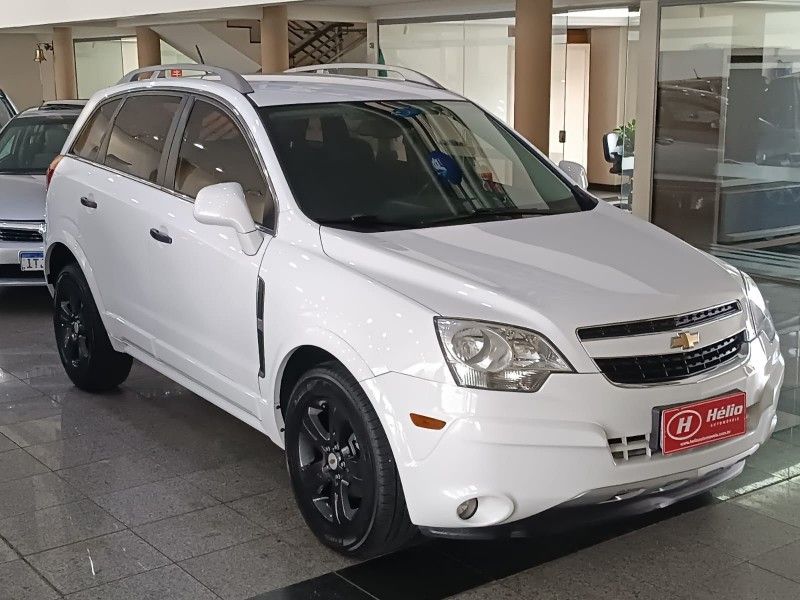 Chevrolet CAPTIVA SPORT 2.4 2014 HÉLIO AUTOMÓVEIS LAJEADO / Carros no Vale