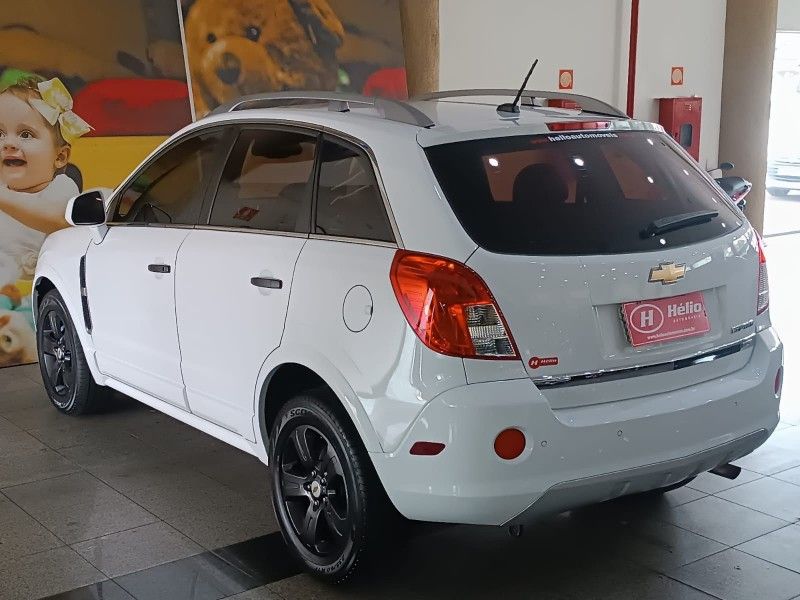 Chevrolet CAPTIVA SPORT 2.4 2014 HÉLIO AUTOMÓVEIS LAJEADO / Carros no Vale