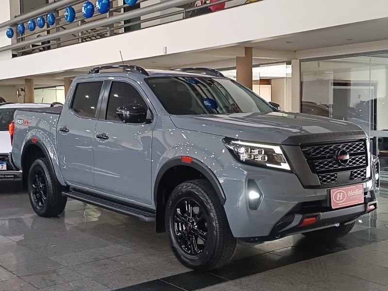 Nissan FRONTIER PRO-4X 2.3 4×4 2023 HÉLIO AUTOMÓVEIS LAJEADO / Carros no Vale