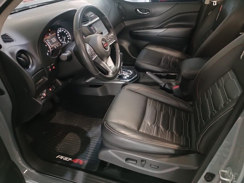Nissan FRONTIER PRO-4X 2.3 4×4 2023 HÉLIO AUTOMÓVEIS LAJEADO / Carros no Vale