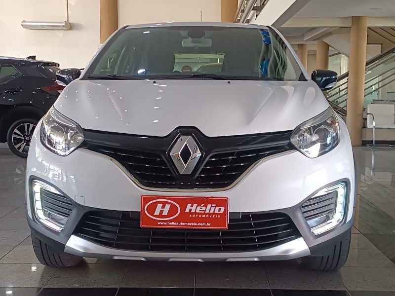 Renault CAPTUR INTENSE 1.6 2019 HÉLIO AUTOMÓVEIS LAJEADO / Carros no Vale