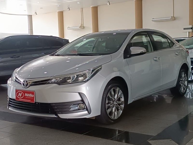 Toyota COROLLA XEi 2.0 2019 HÉLIO AUTOMÓVEIS LAJEADO / Carros no Vale