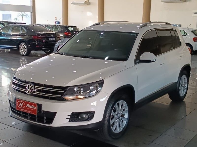 Volkswagen TIGUAN 2.0 TSi 2014 HÉLIO AUTOMÓVEIS LAJEADO / Carros no Vale