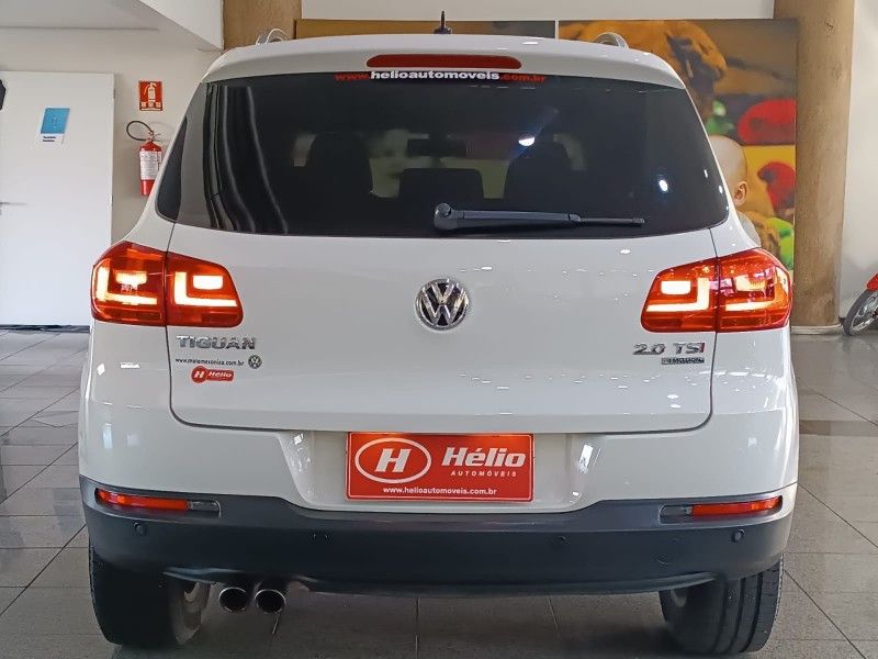 Volkswagen TIGUAN 2.0 TSi 2014 HÉLIO AUTOMÓVEIS LAJEADO / Carros no Vale