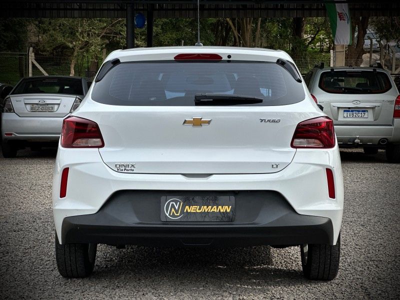 Chevrolet ONIX LT 1.0 TURBO 2021 NEUMANN VEÍCULOS ARROIO DO MEIO / Carros no Vale