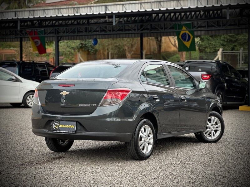 Chevrolet PRISMA LTZ 1.4 2016 NEUMANN VEÍCULOS ARROIO DO MEIO / Carros no Vale