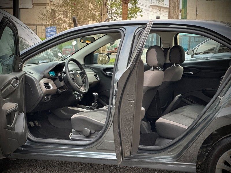 Chevrolet PRISMA LTZ 1.4 2016 NEUMANN VEÍCULOS ARROIO DO MEIO / Carros no Vale