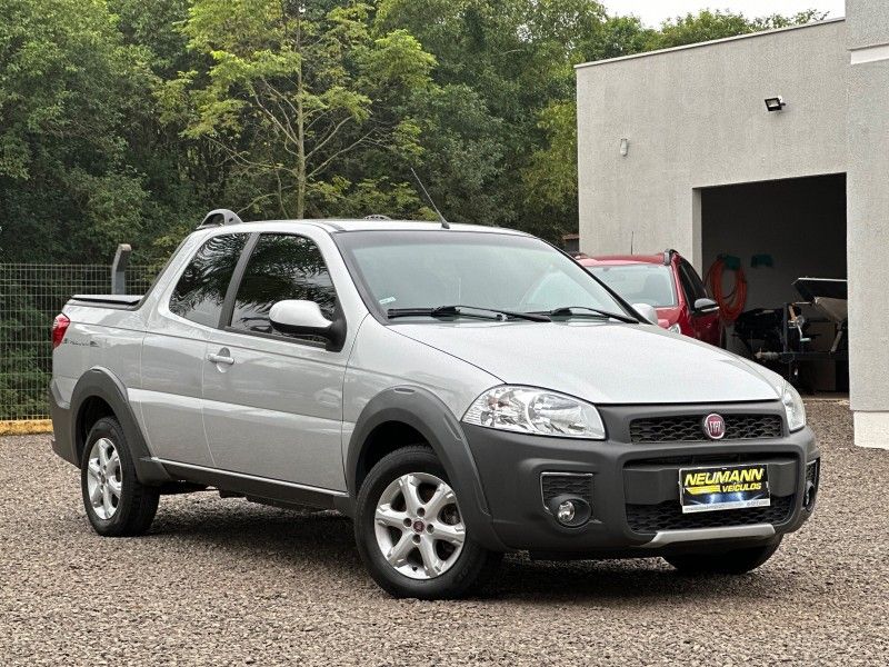 Fiat STRADA C.DUPLA FREEDOM 1.4 2020 NEUMANN VEÍCULOS ARROIO DO MEIO / Carros no Vale
