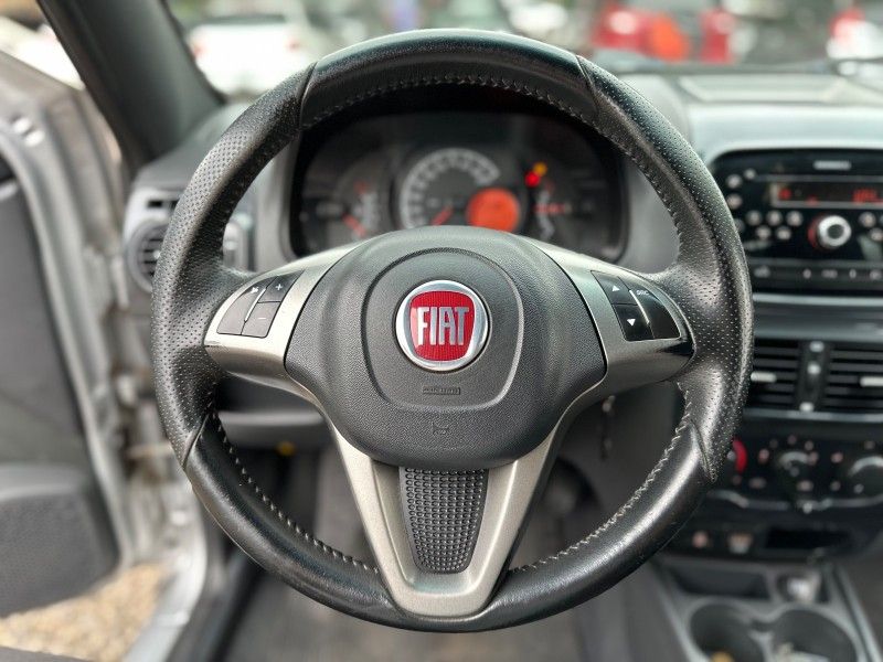 Fiat STRADA C.DUPLA FREEDOM 1.4 2020 NEUMANN VEÍCULOS ARROIO DO MEIO / Carros no Vale
