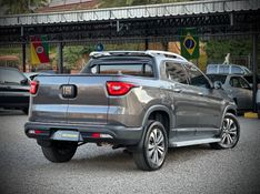Fiat TORO VOLCANO 2.0 2022 NEUMANN VEÍCULOS ARROIO DO MEIO / Carros no Vale
