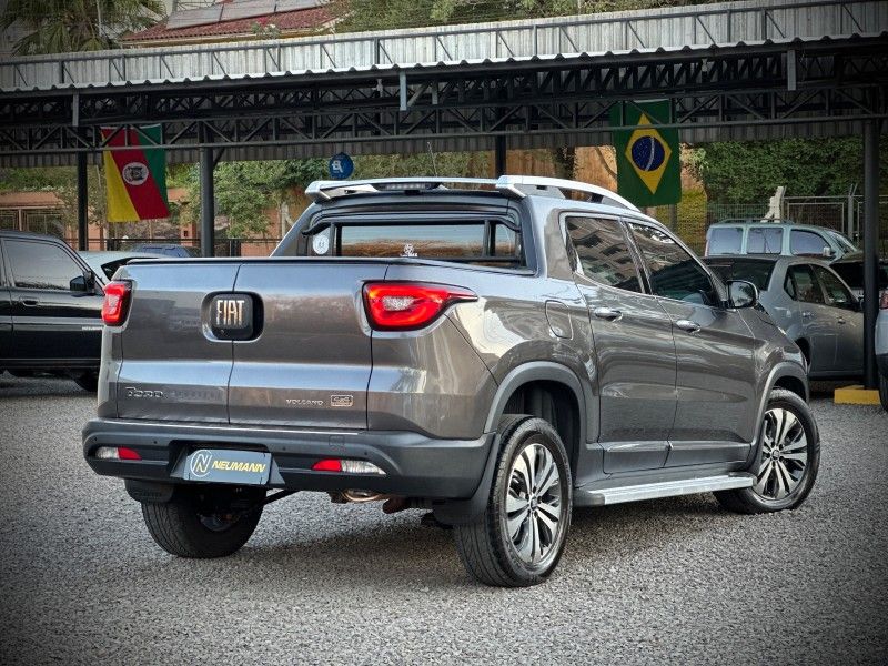 Fiat TORO VOLCANO 2.0 2022 NEUMANN VEÍCULOS ARROIO DO MEIO / Carros no Vale