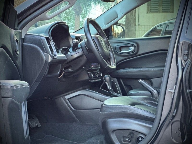 Fiat TORO VOLCANO 2.0 2022 NEUMANN VEÍCULOS ARROIO DO MEIO / Carros no Vale