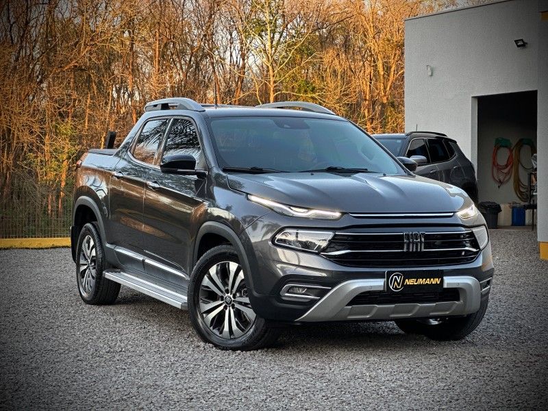 Fiat TORO VOLCANO 2.0 2022 NEUMANN VEÍCULOS ARROIO DO MEIO / Carros no Vale