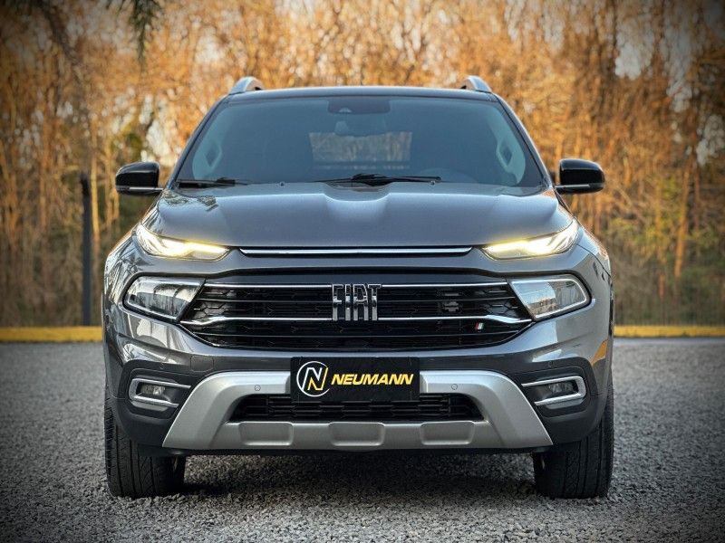 Fiat TORO VOLCANO 2.0 2022 NEUMANN VEÍCULOS ARROIO DO MEIO / Carros no Vale
