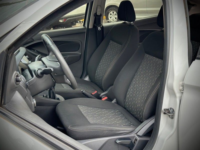 Ford KA SEDAN SE 1.0 2019 NEUMANN VEÍCULOS ARROIO DO MEIO / Carros no Vale