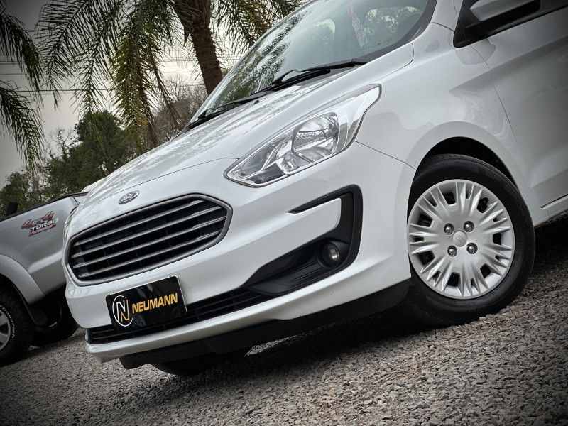 Ford KA SEDAN SE 1.0 2019 NEUMANN VEÍCULOS ARROIO DO MEIO / Carros no Vale