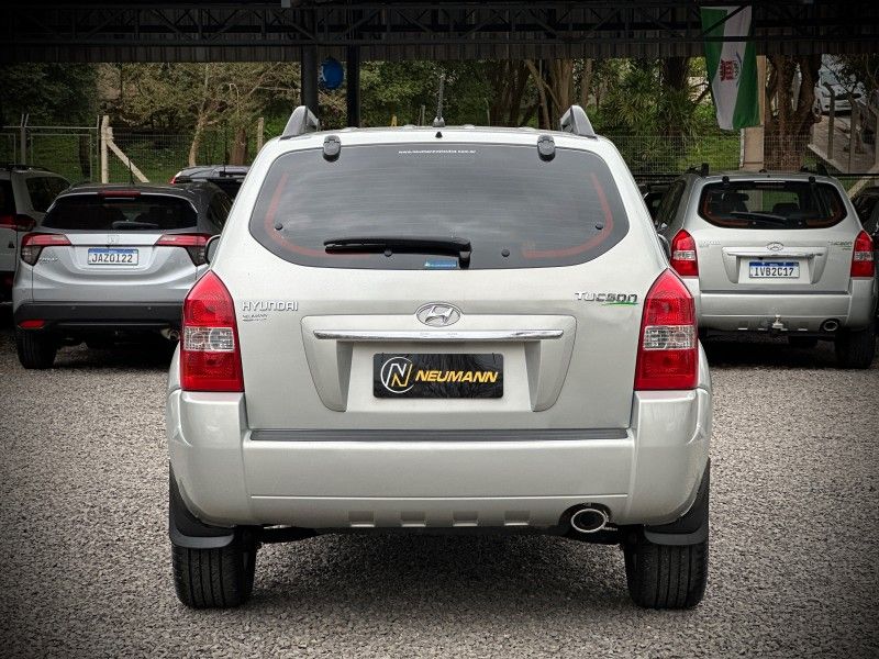 Hyundai TUCSON GLS 2.0 2013 NEUMANN VEÍCULOS ARROIO DO MEIO / Carros no Vale