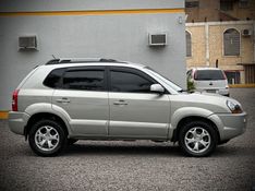 Hyundai TUCSON GLS 2.0 2013 NEUMANN VEÍCULOS ARROIO DO MEIO / Carros no Vale