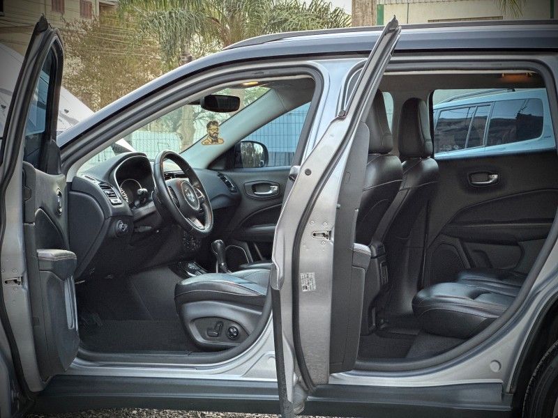 Jeep COMPASS LIMITED 2.0 2020 NEUMANN VEÍCULOS ARROIO DO MEIO / Carros no Vale