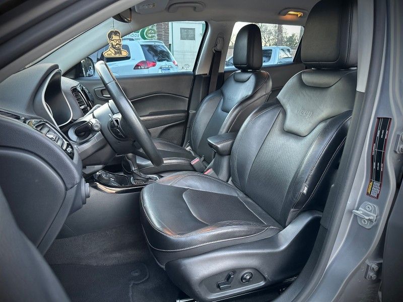 Jeep COMPASS LIMITED 2.0 2020 NEUMANN VEÍCULOS ARROIO DO MEIO / Carros no Vale