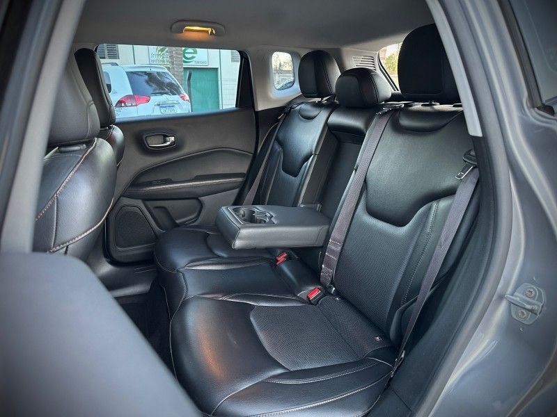 Jeep COMPASS LIMITED 2.0 2020 NEUMANN VEÍCULOS ARROIO DO MEIO / Carros no Vale